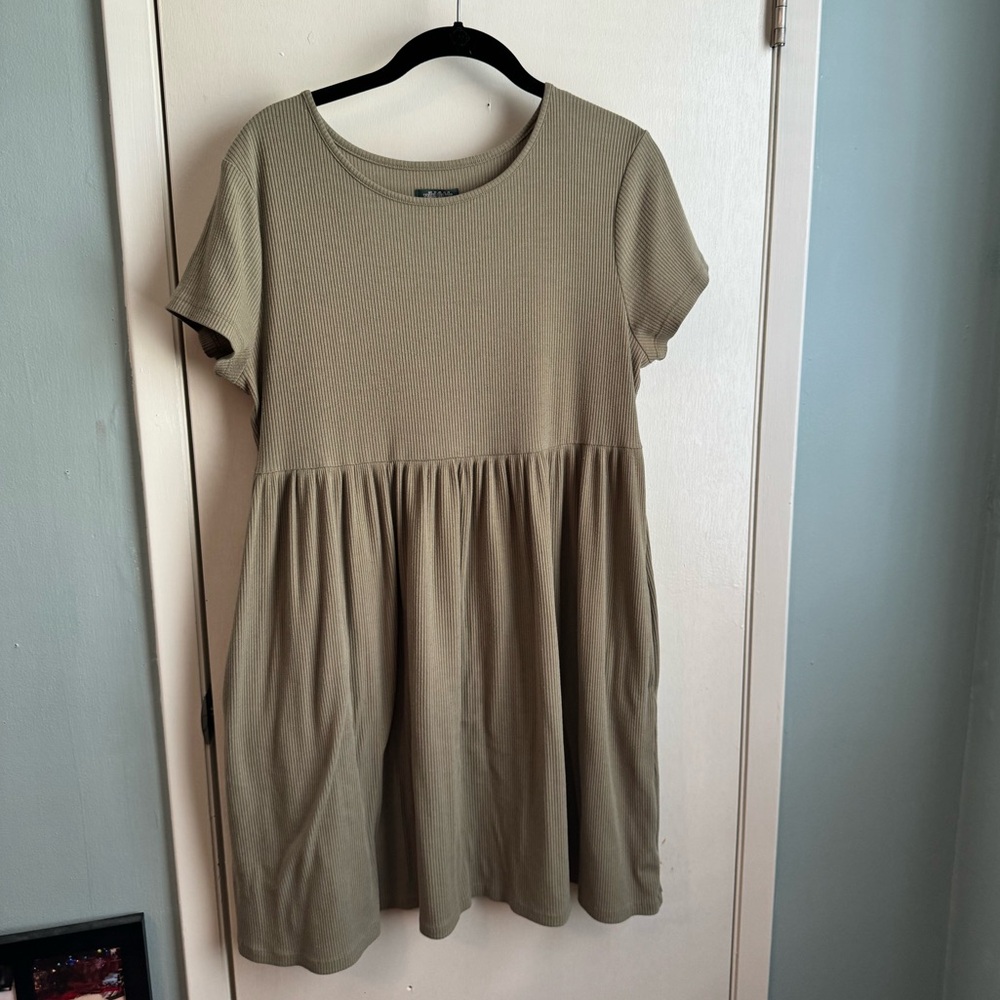 wild fable women’s sage green babydoll short sleeve knit dress size large